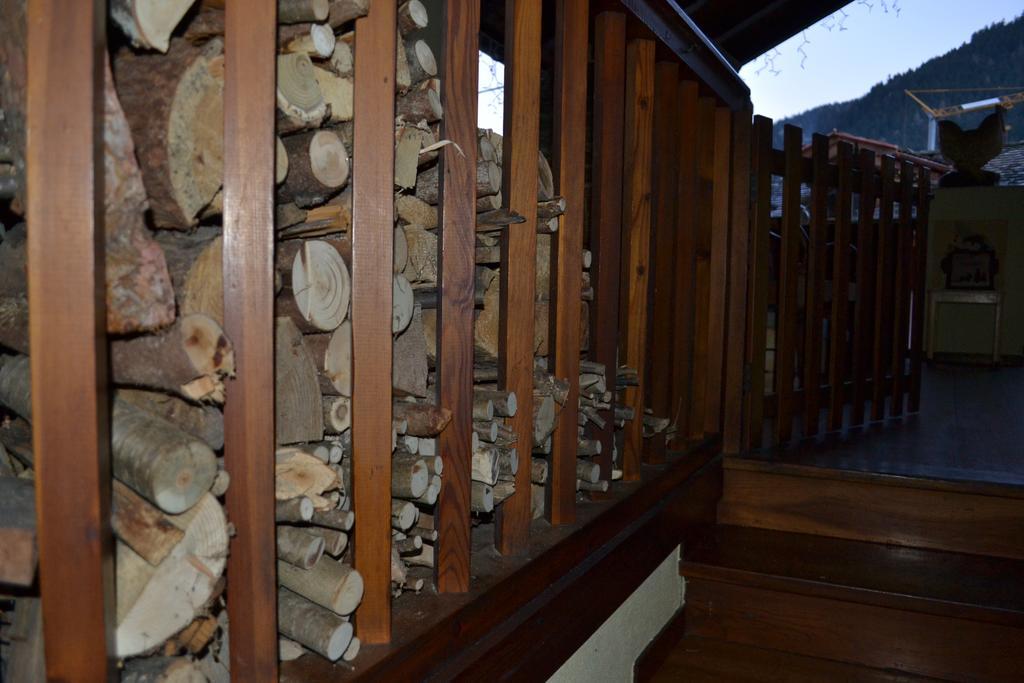 B&B La Tana Dell'Orso - Die Baerenhoehle Castello-Molina di Fiemme Ngoại thất bức ảnh