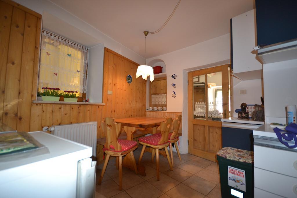 B&B La Tana Dell'Orso - Die Baerenhoehle Castello-Molina di Fiemme Phòng bức ảnh